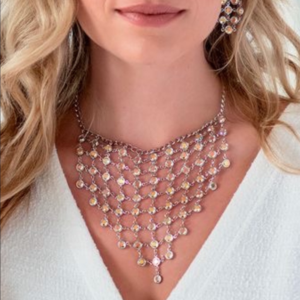 Statement Necklace!!